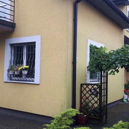Apartament Z Parkingiem ワルシャワ エクステリア 写真